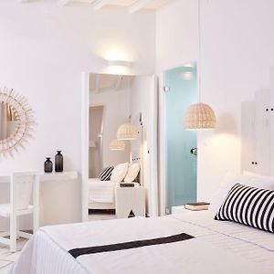 Mr. And Mrs. White Paros - Small Luxury Hotels Of The World
